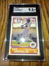 1989 Score Ken Griffey Jr. #18 Young Superstars RC SGC 9.5 Mint+💎