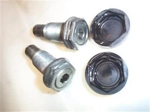 79 HONDA GL1 GL1000 SWING ARM MOUNTS - Bild 1 von 2