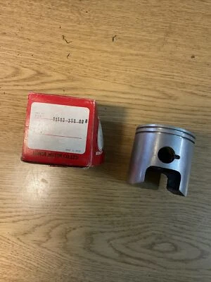 Honda MT250 1974-1976 OEM pistón nuevo 13103-358-000 nos .05 Foto 1 de 4