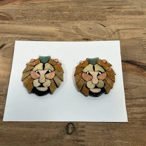 Vintage Lee Sands Lion Earrings Shell Stone Mosaic Lion Face Post Earrings 1980' - Bild 1 von 3