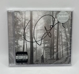 CD folklore signé Taylor Swift scellé neuf 1989 Red Lover Midnights TTPD - Photo 1/1