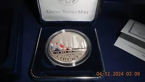 2010W American Veterans Disabled for Life Silver Dollar Proof $Coin in Deep Cam - Picture 1 of 9
