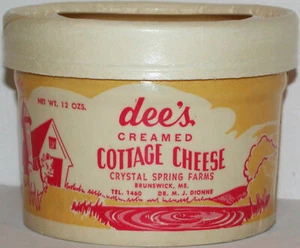 Vintage container DEES COTTAGE CHEESE cow pictured Brunswick Maine unused nrmt+ - Picture 1 of 2