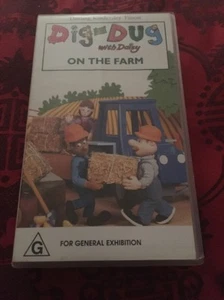 DIG AND DUG WITH DAISY ON THE FARM - VHS VIDEO - Picture 1 of 1