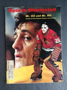 Sports Illustrated March 29, 1971 Phil & Tony Esposito Blackhawks Bruins - 323 - Picture 1 of 2