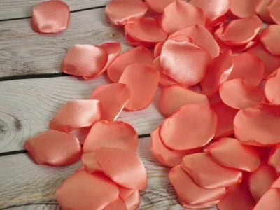 Pétalos de rosa satinado melocotón, 100 unidades pétalos de flores artificiales Foto 1 de 3