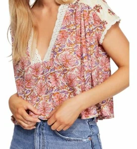 Free People Damen Elfenbein Blumen Spitzenbesatz V-Ausschnitt Cropped Leilani Print Top S NEU - Bild 1 von 4