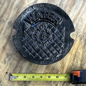 Tapa de caja de válvulas “WATER AMETEK PLYMOUTH PLASTICS” 7,25” de diámetro, 3” de alto hierro fundido - Imagen 1 de 13