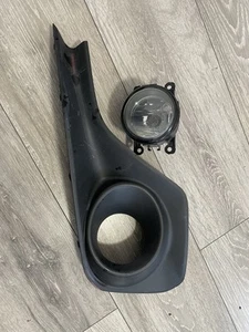 Suzuki Swift 2018 Fog Light and trim Front Bumper Side Left - Picture 1 of 2
