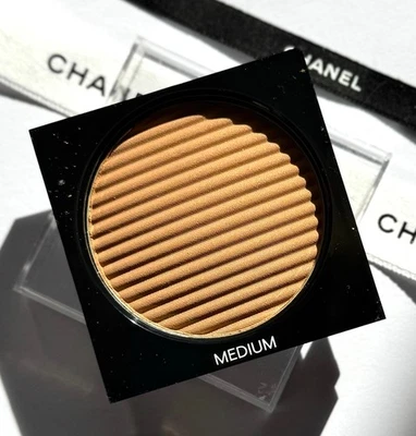 Chanel les beiges healthy glow luminous colour medium 12g - Bild 1 von 4