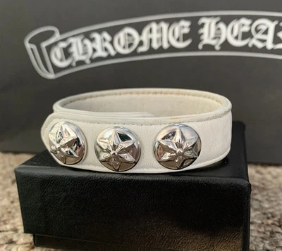 Pulsera a Presión Corazones Cromados Ajustable Cuero Plata + Caja Foto 1 de 4