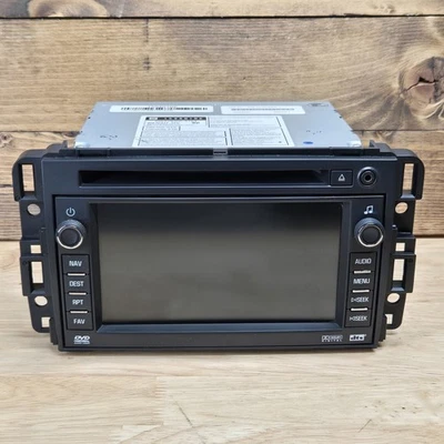 GM Denso DW468100-5761 Radio  - Image 1 of 4