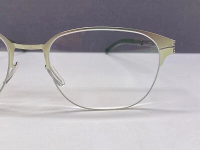 Ic! Monturas de gafas Berlin para hombres y mujeres cuadradas de metal verde juguetonas precio original: 499 € Foto 1 de 4