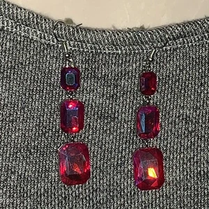 Pendientes colgantes de triple bloque iridiscente J CREW rojo rubí hielo rosa tono iridiscente nuevos sin etiquetas 🙂169 - Imagen 1 de 6