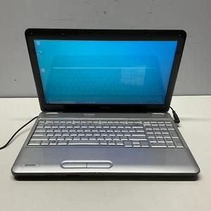 Toshiba Satellite L505D Laptop AMD Anthlon II M300 3GB 320GB HDD Windows 10 Pro - Imagen 1 de 10