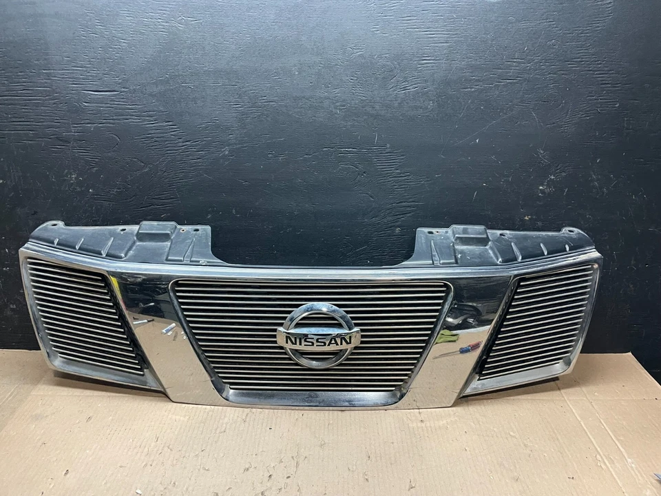 2005 2006 2007 Nissan Pathfinder grade dianteira superior cromada F3762 DG1 - Imagem 1 de 4