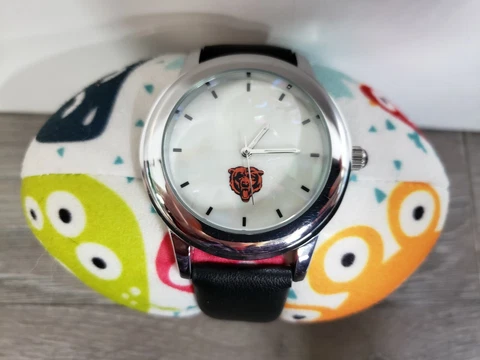 SPARO NFL Chicago Bears Mens  Wrist Watch NOT RUNNING Cover