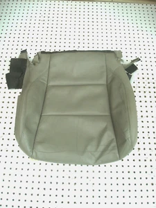 OEM 16 Toyota Sienna Driver Seat Bottom Cover Leather (w/o CUSION) - Picture 1 of 4