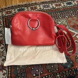Neu mit Etikett Rebecca Minkoff Kate Leder-Umhängetasche mit doppeltem Reißverschluss in Tomate 248 $ - Bild 1 von 8