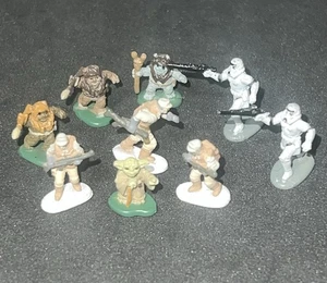 9 Vintage Micro Machines Star Wars Lot Yoda Ewoks Storm Troopers Hoth Rebels - Picture 1 of 9