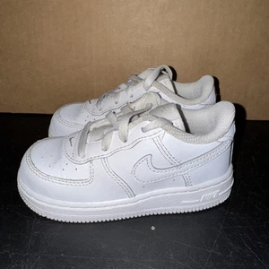Nike Air Force 1 Sneakers Toddler Size 8c White DH2926-111 Preowned No Box - Picture 1 of 6