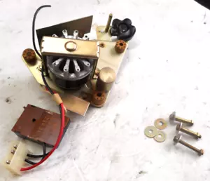 RARE JVC SRC-900 TURNTABLE - MOTOR W/EXTRAS - PARTING OUT - Picture 1 of 8
