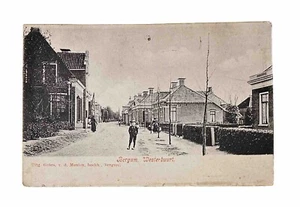 Bergum Westerbuurt Paesi Bassi • Strada residenziale con ragazzo • Pubblicato 1909 - Foto 1 di 2