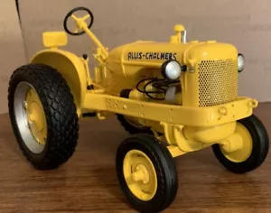 ALLIS CHALMERS IB INDUSTRIAL TOY TRACTOR 1/16 ORANGE SPECTACULAR EDITION 2011 - Picture 1 of 13