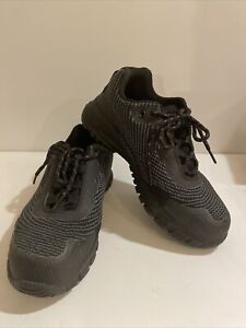 Ulogu steel Toe Sneakers  Size 39/ 8.5-9 (IQ)