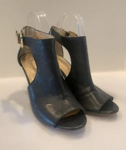 Banana Republic Black Leather Peep Toe Women's Bootie Heels Size 8 - Picture 1 of 5