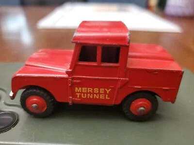 Dinky 255 Mersey Tunnel Land Rover - Image 1 of 4