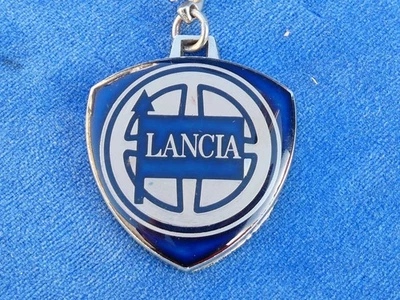 SUPERBE RARE TOP ++ PORTE-CLES Key ring - LANCIA DELTA TREVI ... - YOUNTIMER - Photo 1/4