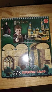 Harry Potter Hogwarts Gebäude 275 Karten Set mit Figur - Bild 1 von 8