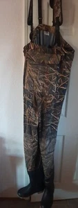 Cabela's DRY-PLUS Breathable Chest Hunting Waders With Boots - Picture 1 of 12