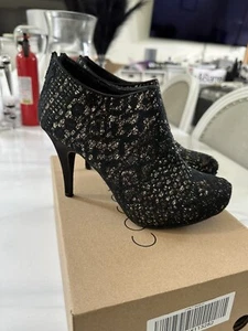 Gold And Black Heels (Size 7) - Picture 1 of 3