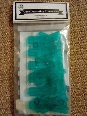 Jem Christmas Trees and Kids Frieze - Image 1 of 2