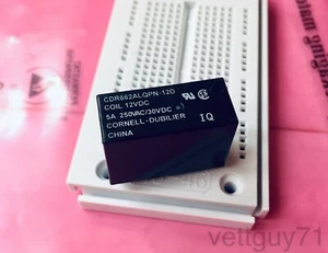 2 Stück Cornell Dubilier CDR662ALQPN 12VDC DPST Relais, 5A, 250 VAC, 30 VDC, 12 V, PCB - Bild 1 von 6