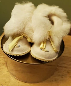 Pair of Vintage New Old Stock Wee Walker Shoes Slippers Moccasins Show Box RARE - Picture 1 of 8
