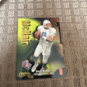 Tarjetas de fútbol americano Steve McNair 1998 SkyBox Thunder #176 casi nuevas - Imagen 1 de 3