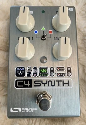 PEDAL SINTETIZADOR SOURCE AUDIO C4 Foto 1 de 4