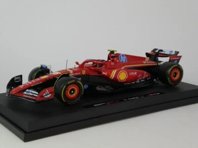 Burago Ferrari SF-24 #55 Carlos Sainz Jr F1 GP 2024 1/18 18-16815#55 - Immagine 1 di 4