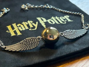 Harry Potter : Bracelet Quidditch doré + pochette gravée - Imagen 1 de 4