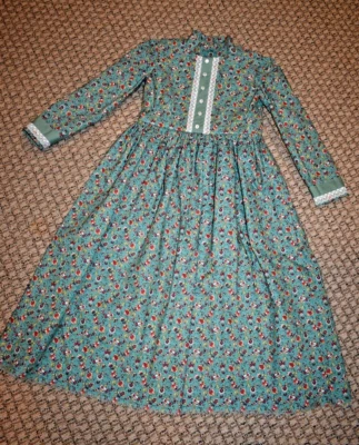 Girls' 19th Century Village Prairie Pioneer Dress Costume Seafoam Print 4/5 - Image 1 of 4