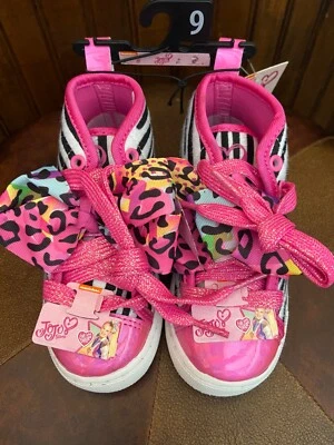 NUEVO CON ETIQUETAS ZAPATILLAS TENIS NICKELODEON JOJO ROSA ESTAMPADO ANIMAL LAZO RAYAS TALLA 9 Foto 1 de 4