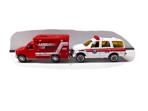 Matchbox Ford F-350 Ambulance & Ford Expedition Fire SUV FD-26) - Picture 1 of 6