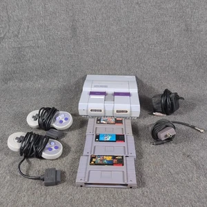 Paquete de consola Super Nintendo SNES OEM con controladores + juegos + cables OEM - Imagen 1 de 10