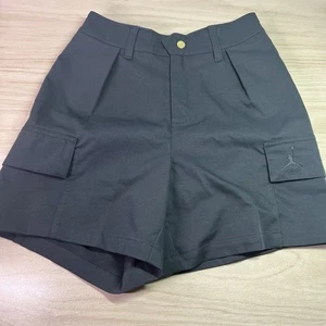 Nike Air Jordan Chicago Damengröße XS 5" Cargoshorts FN5681-045 Off-Noir - Bild 1 von 9