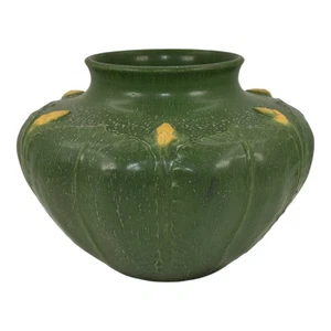 Ephraim Faience 2001 Hand Made Pottery Matte Green Budding Costus Vase 709 - Picture 1 of 6