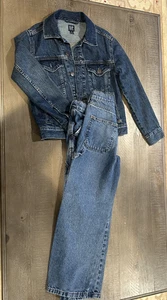 2 Stück Gap Original Denim Jeansjacke Hose für Jungen 8 Jahre Medium GEBRAUCHT - Bild 1 von 9