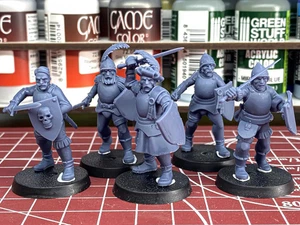 Sunland Swordsmen 10 Modelle Highland Miniatures verschiedene Maßstäbe (US Tarife sind - Bild 1 von 7